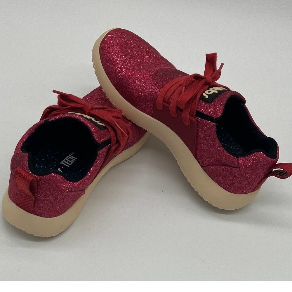 Snibbs Spacecloud Red Glitter Work Sneakers Women Size 7 Slip Resistant Shoes